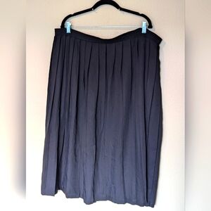 Lindsay Gee Black Pleated Skirt Size 18W